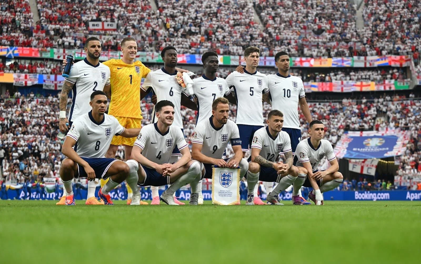 England's Dilemma: Why They Struggle to Prove They're the Favorites