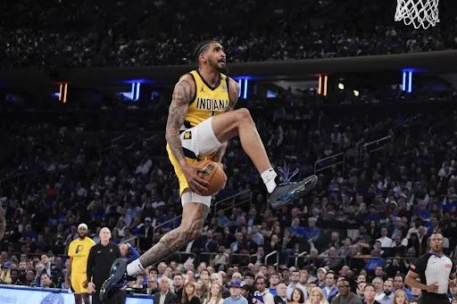 Former Slam Dunk Champion Re-Signs with the Pacers