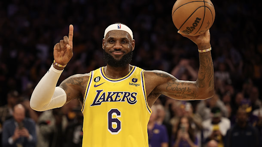 Four-Time NBA Champion Re-Signs Enormous Deal with the Lakers