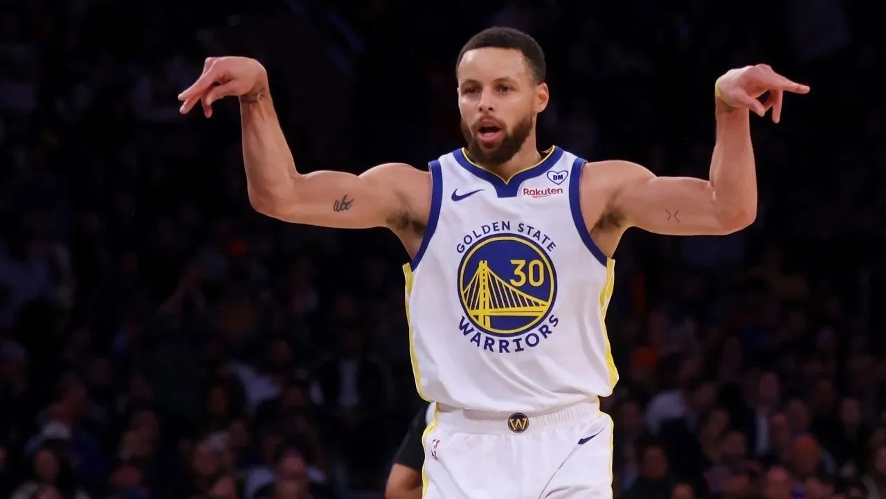 Steph Curry’s Game-Changing Agreement: A Massive Deal Locked in Through 2027