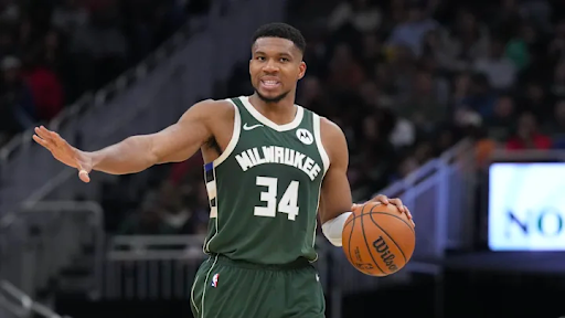 Should the Milwaukee Bucks Panic?
