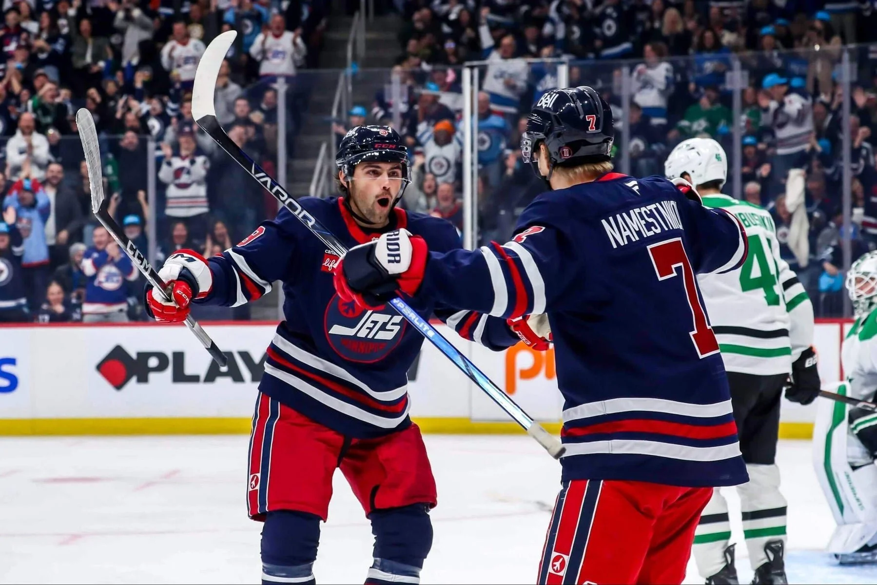 Jets on Fire: Can Winnipeg Sustain Their Historic 14-1 Start?