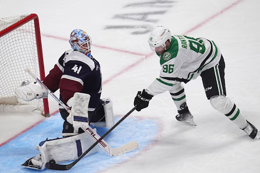 Who Takes the Series Advantage? The Avalanche or the Stars?