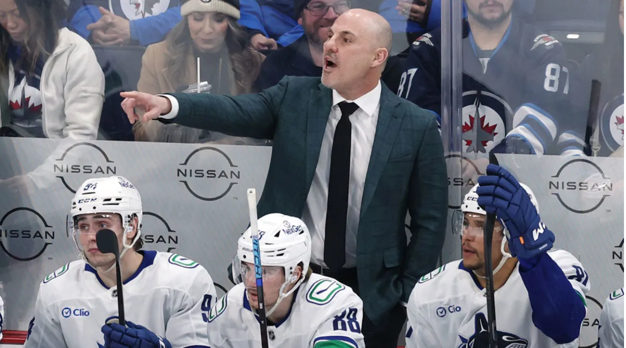 Canucks Decide on Future of Veteran Head Coach