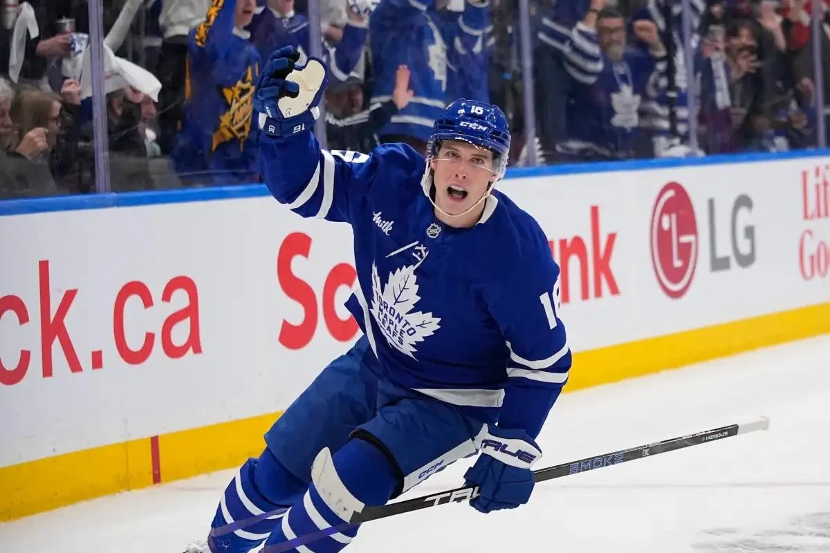 Vegas Golden Knights Acquire Versatile Forward From the Maple Leafs