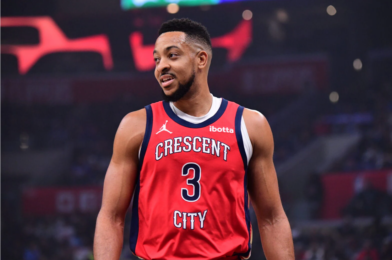 What Does the 12-Year Veteran Guard Bring to Washington?