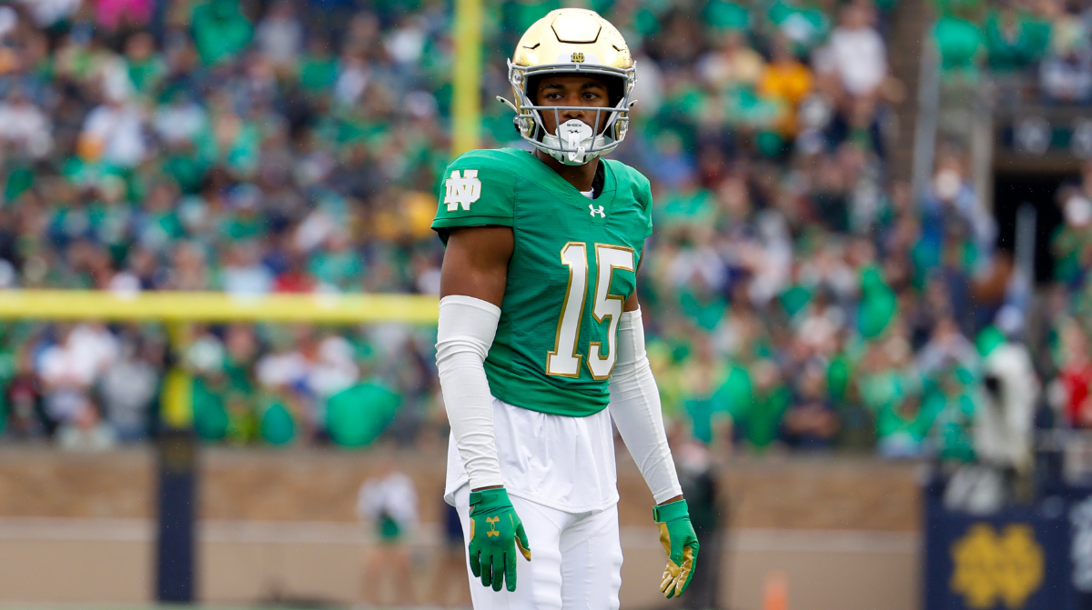 Two Corners, One Spotlight: The Defensive Duo Shaking Up College Football’s Biggest Award Race