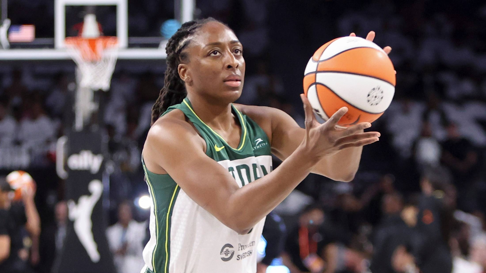 Project B vs. the WNBA: The Next Chapter in Women’s Basketball Evolution