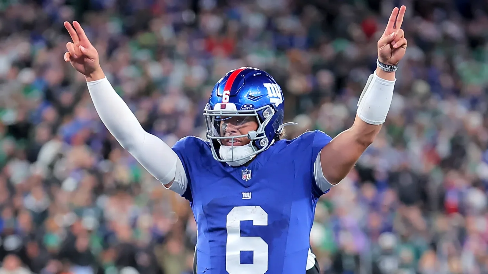 Stuck in Between: Why the Giants Can’t Get Out of Their Own Way