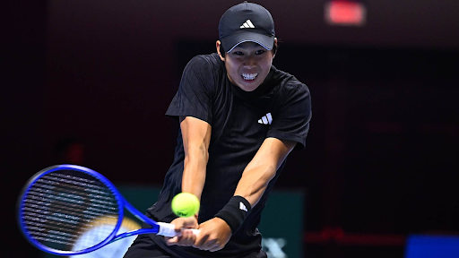 Survival Tennis: How a Turbulent Semifinal Produced a Back-to-Back Finalist