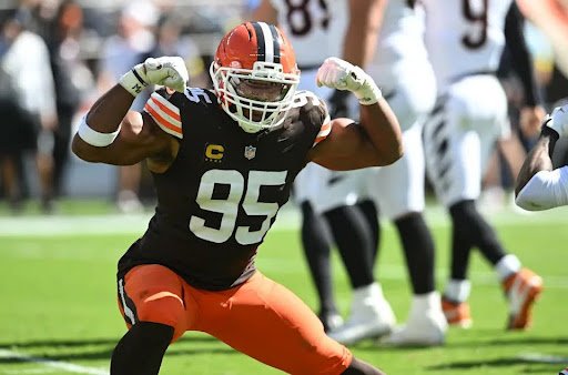 A Historic Pace: Will the Presumptive NFL DPOY Shatter the Sack Record?