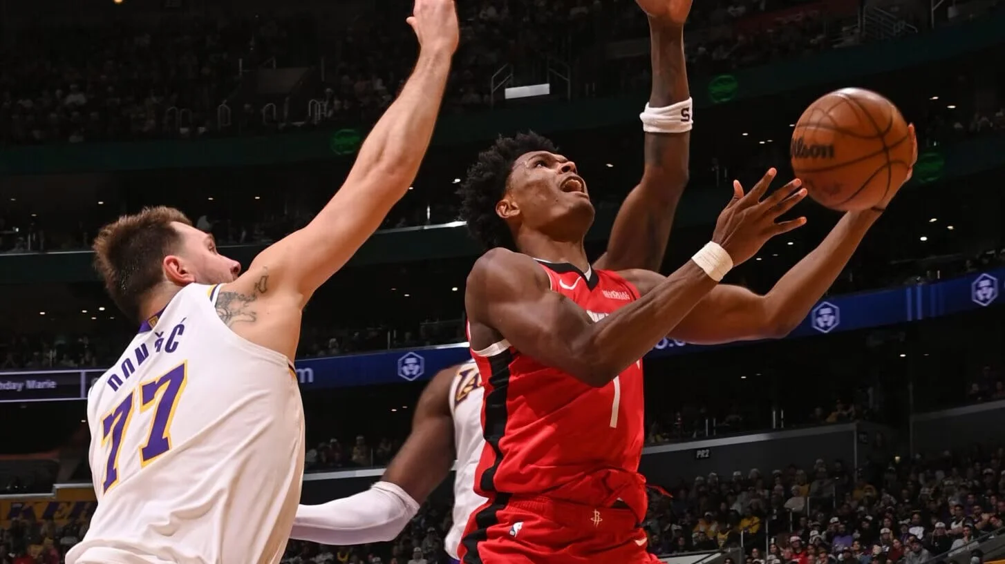 The Rockets Gift the Lakers a Christmas Game Blowout in Humiliating Fashion