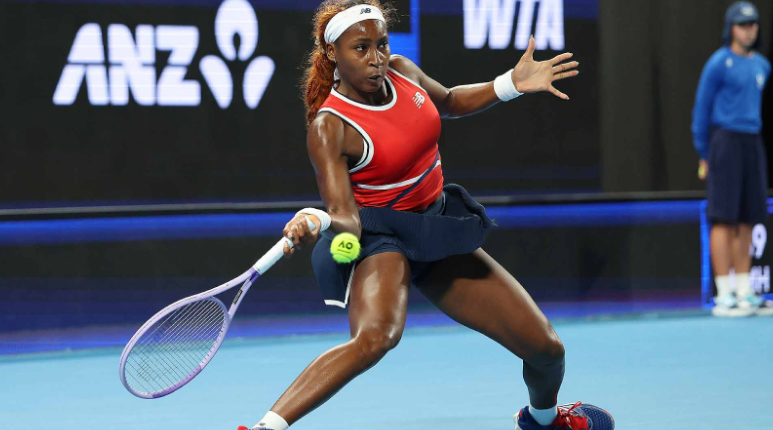 How the 2025 Hard Court Win Record Holder Pushed Past a Rival