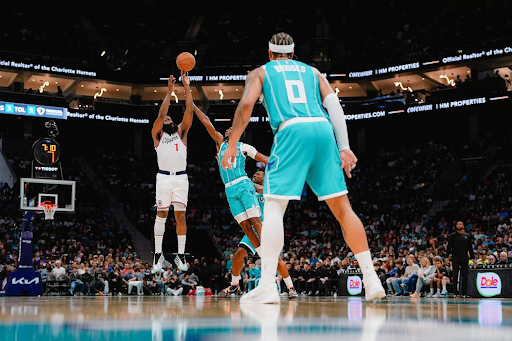 A Test Under the Lights: Hornets vs. Clippers with Playoff Stakes Brewing