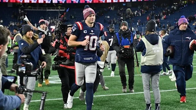 Proving Ground: Patriots Host Texans in Captivating AFC Divisional Round Matchup