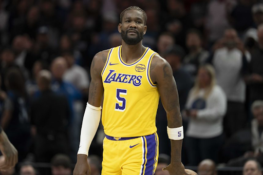 Lakers Under Pressure to Cut Ties with Struggling Center
