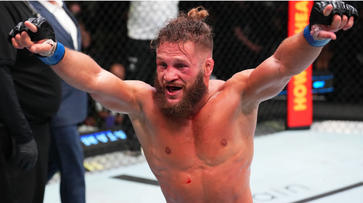 Can ‘Ataman’ Overcome a Tough Roadblock in His Lightweight Push at UFC 325?​