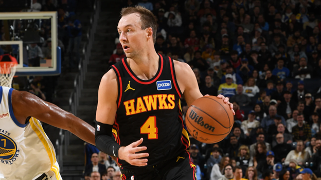 Trade Deadline Deal Brings Three-Point Help to the Lakers