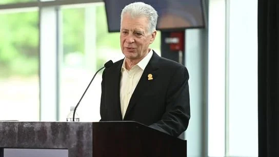 Steelers Owner Earns Humanitarian Award for Community Impact
