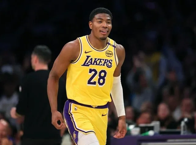 Are the Lakers at Risk of Losing Their 28-Year-Old Forward?