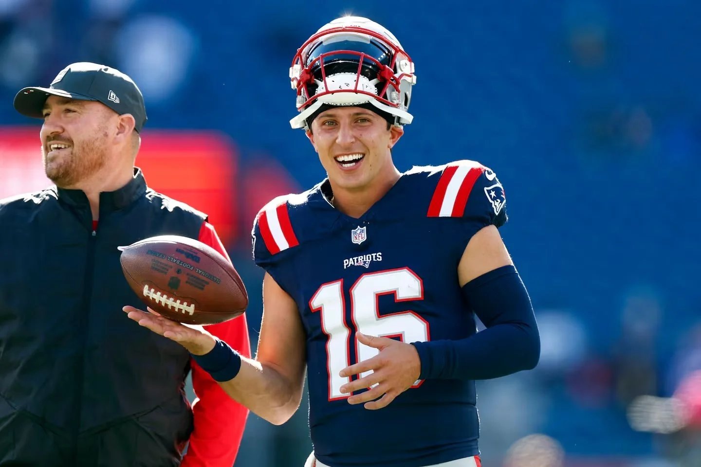 27-Year-Old Backup Quarterback Re-Signs with the Patriots