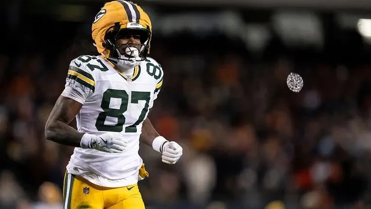 How the Signing of a 25-Year-Old Wide Receiver Helps the Patriots in 2026