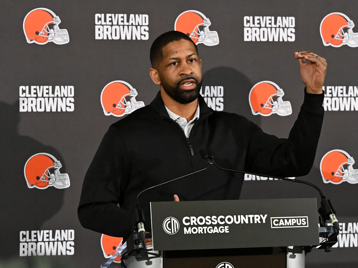 Should the Cleveland Browns Trade Down in the 2026 NFL Draft?