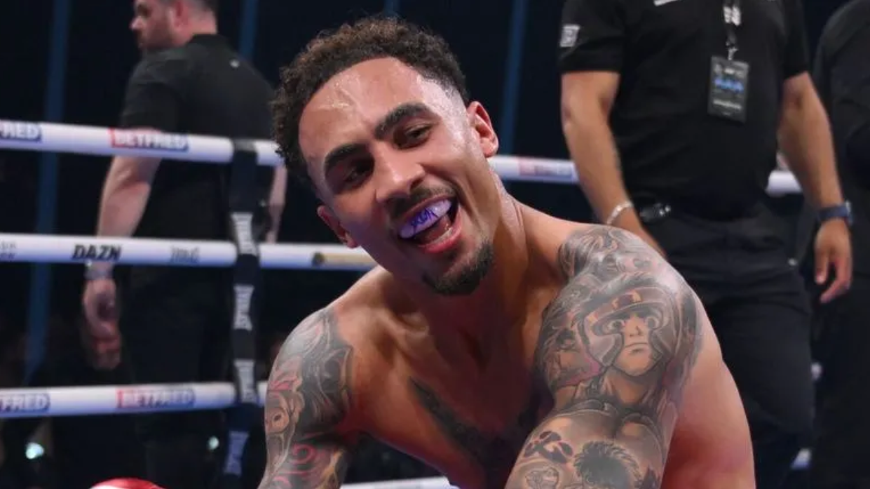 The ‘Surgeon’ Is Operating Differently Than His Boxing Foes in 2026