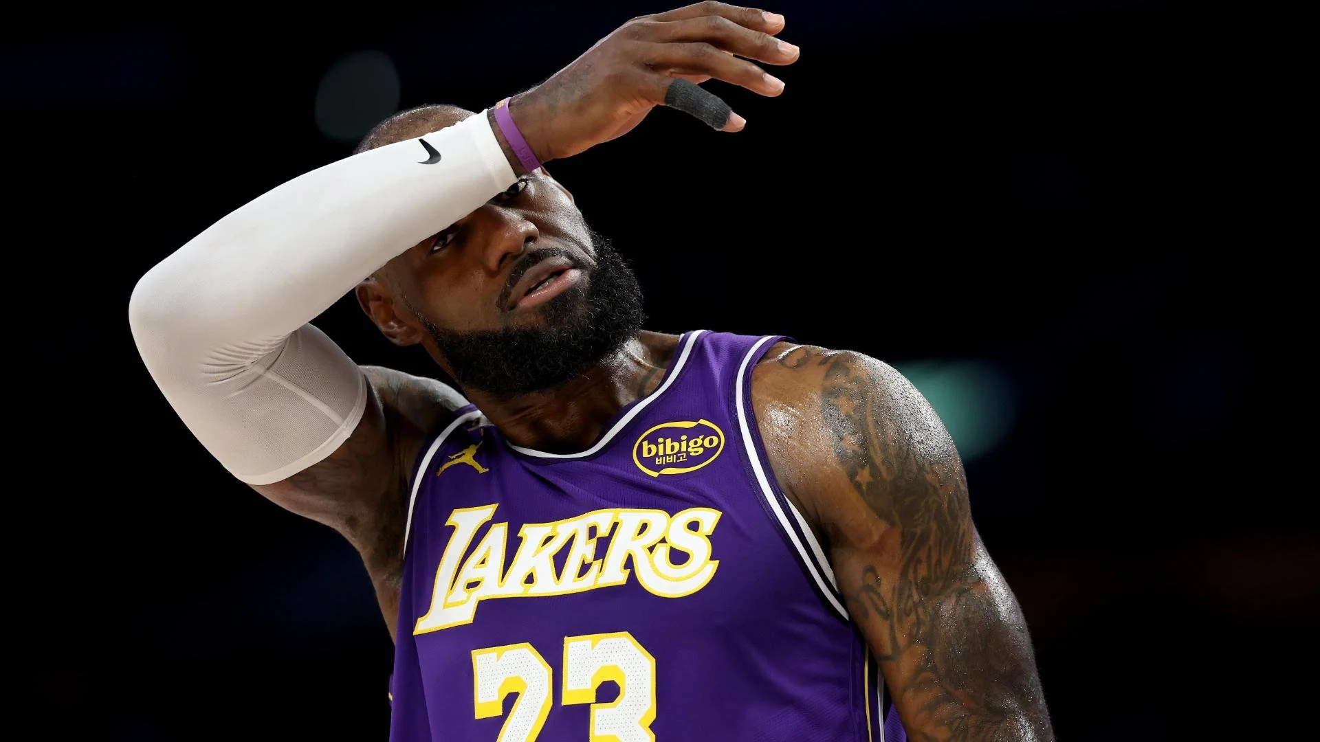 25-26 Rockets Win on the Road Stunning the Lakers in Game Five