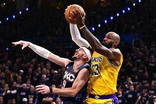 The Thunder Strike Twice to Take a 2-0 Series Lead Against the 25-26 Lakers