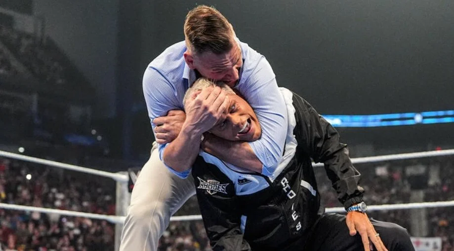 Will ‘The American Nightmare’s’ Third WWE Title Reign Fade to Black Against ‘The Ring General’?