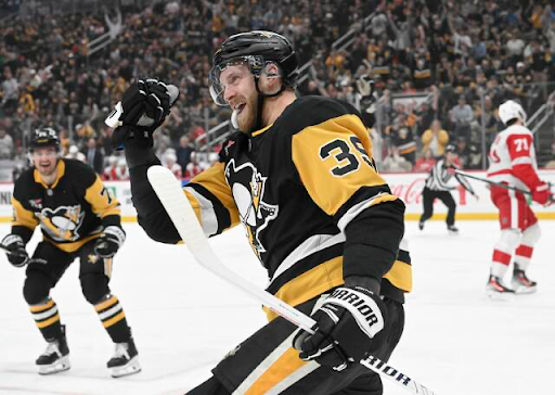 Penguins 25-26 Leading Goal-scorer Expected to Test Free Agency After Career Year