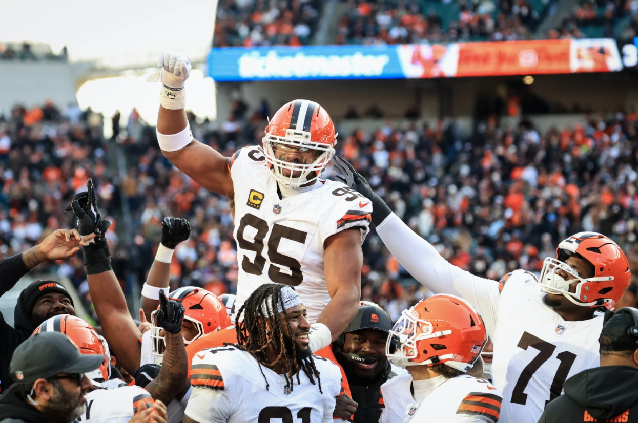 Should the Browns Be Concerned About Their 30-Year-Old Record-Breaking Pass Rusher?