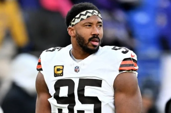 Cleveland Browns Trade Two-Time Defensive Player of the Year to the Los Angeles Rams