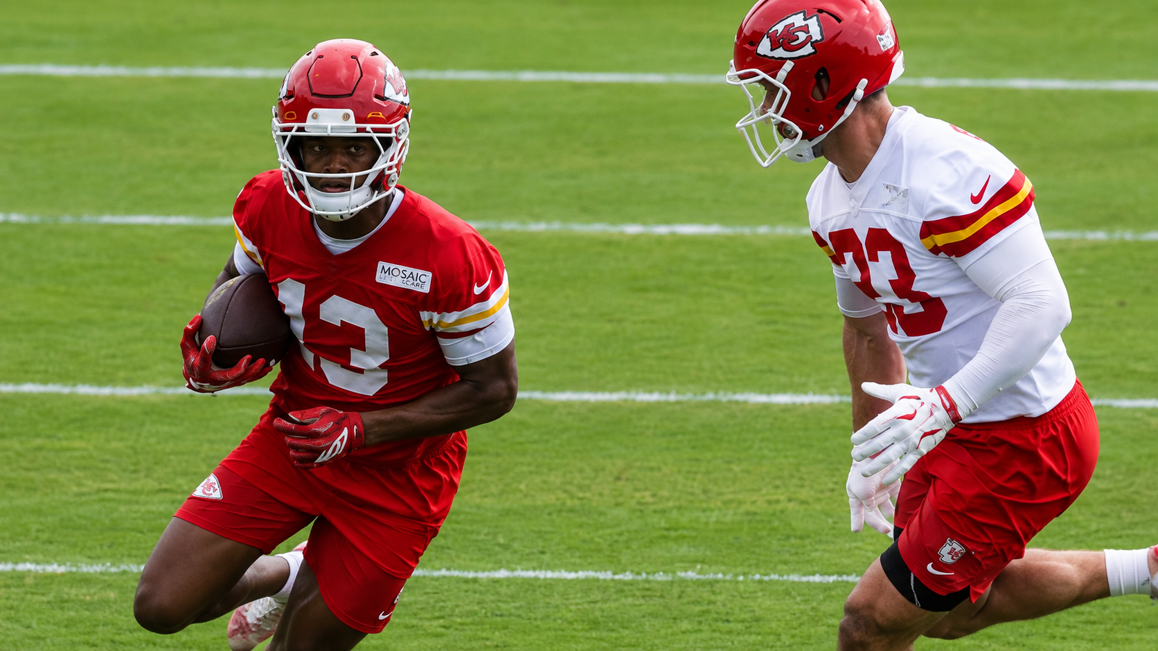 Injuries to the Wide Receiver Room Have Chiefs Fans Worried for the 2026 Season