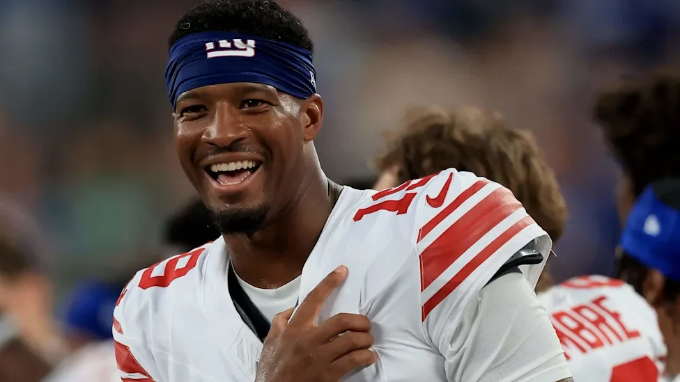 Why Keeping a 2015 First-Round Veteran QB Was a Smart Move for the 2026 Giants
