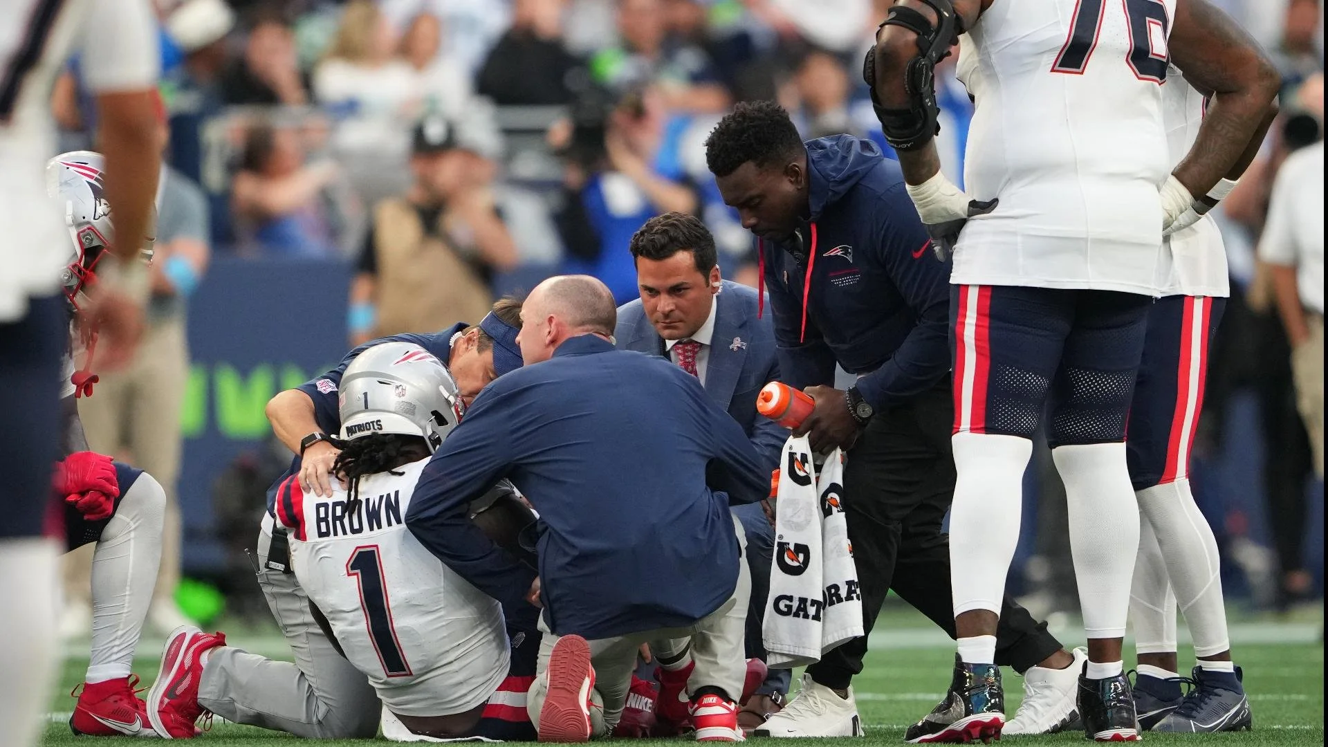 Should the 2026 Patriots Be Worried About Their Three-Time Pro Bowl WR’s Injury?