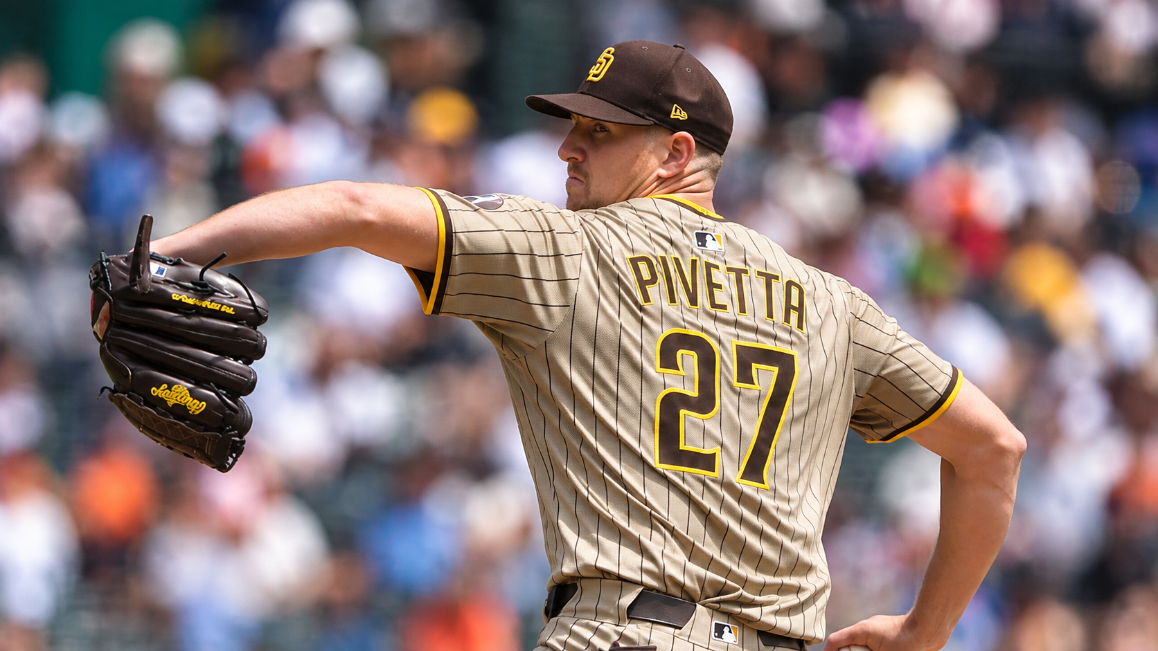 How Valuable is a 33-Year-Old Ace’s Return to the 2026 Padres?