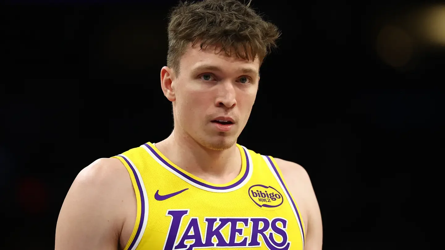 Why a Lakers 25-Year-Old SG Deserves to Be on the 26-27 Roster