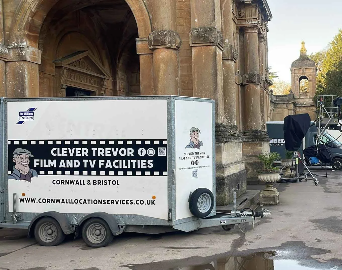 Location trailers for film and tv sets