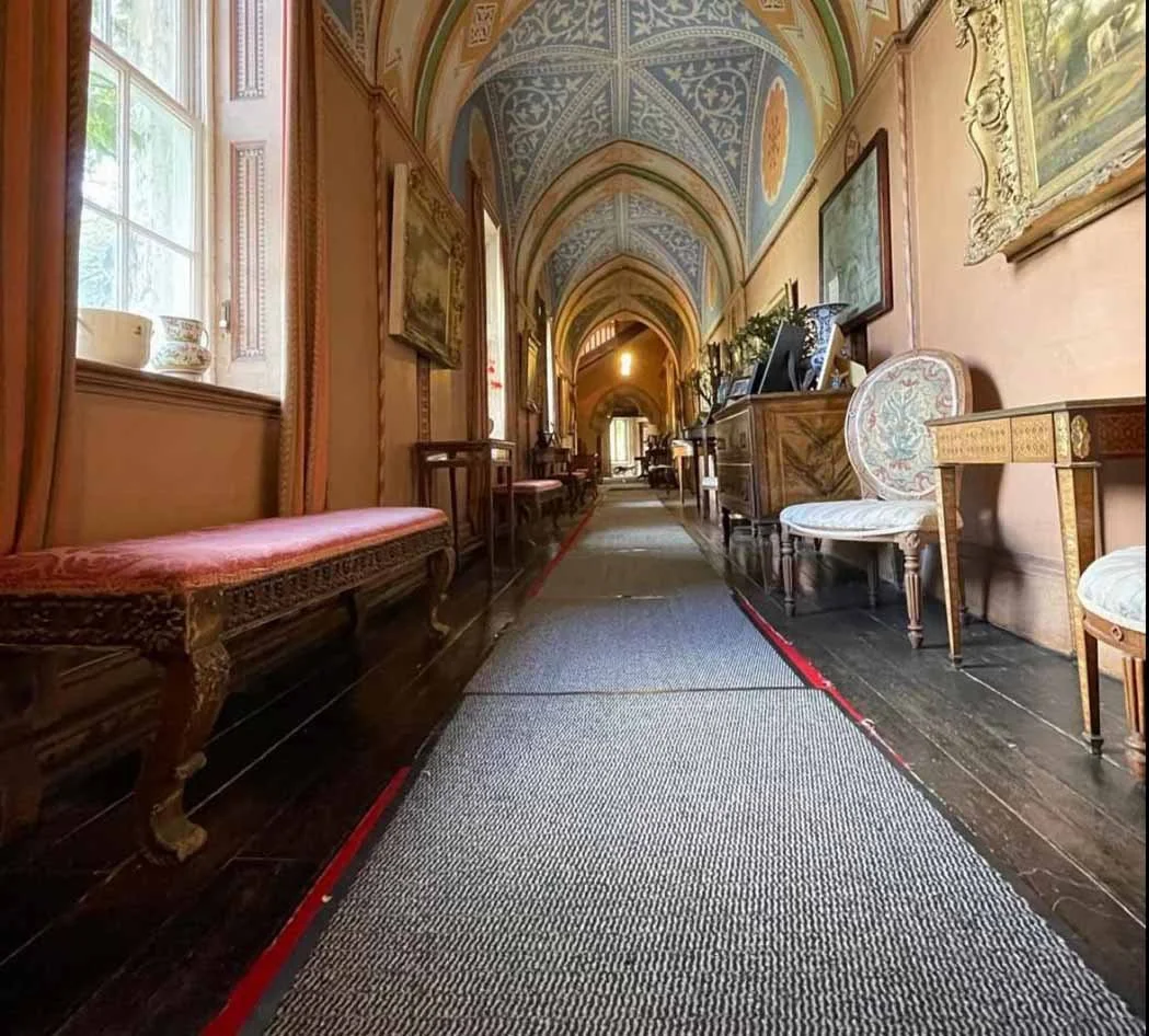 Rubber backed location matt for film and tv