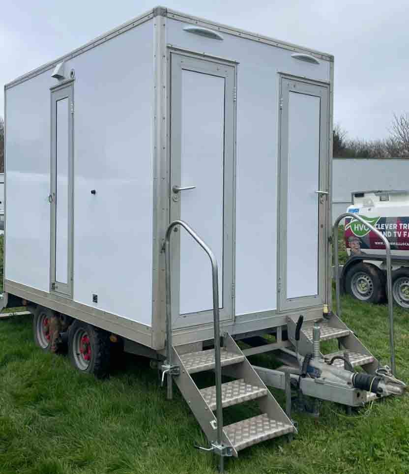Solar powered honey wagons for TV and Film Sets
