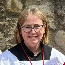 Catherine Burns-SouthwarkMass2023.jpg