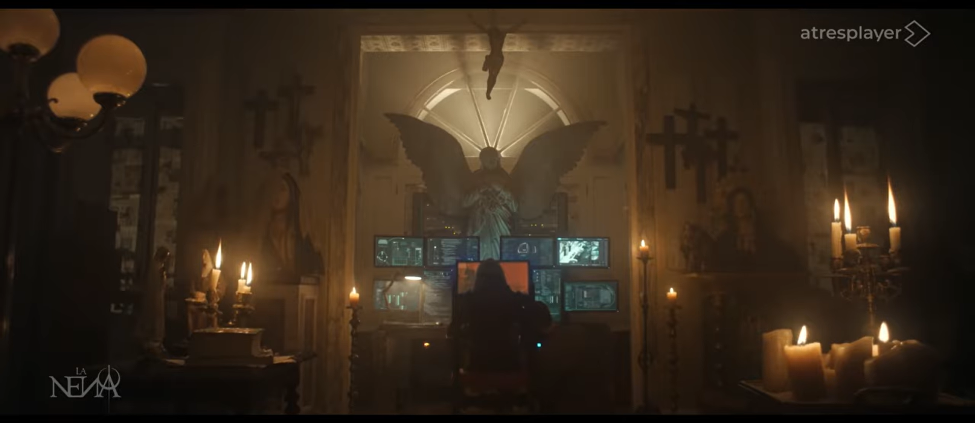 "LA NENA" Ayudante de ambientación y regiduría.