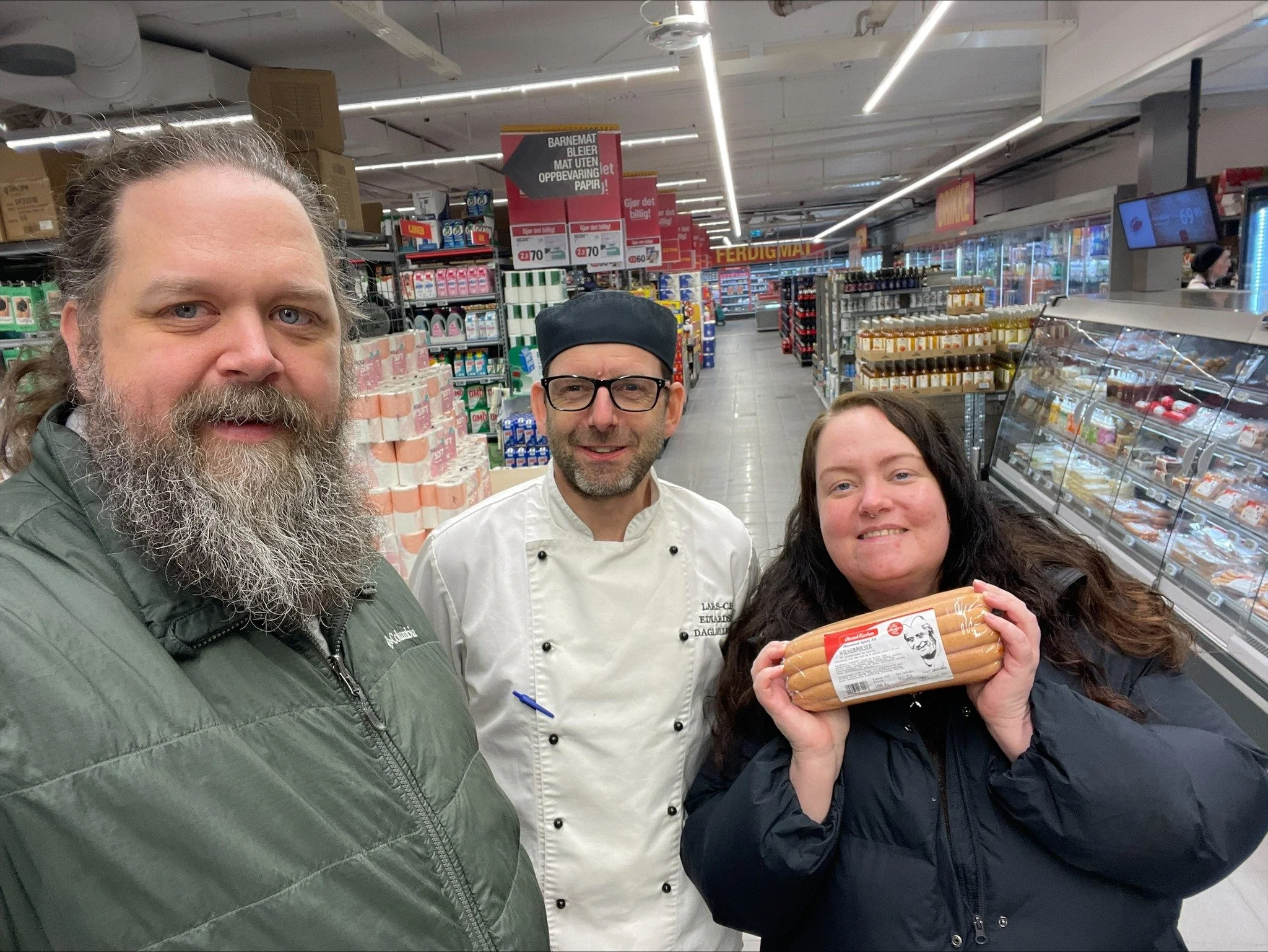 Manstad Kj&oslash;tt er ille g&oslash;tt! 🔥🔥

Tusen takk til @manstadkjottdelikatesse for spons av digge p&oslash;lser til flyttekalas😍🌭