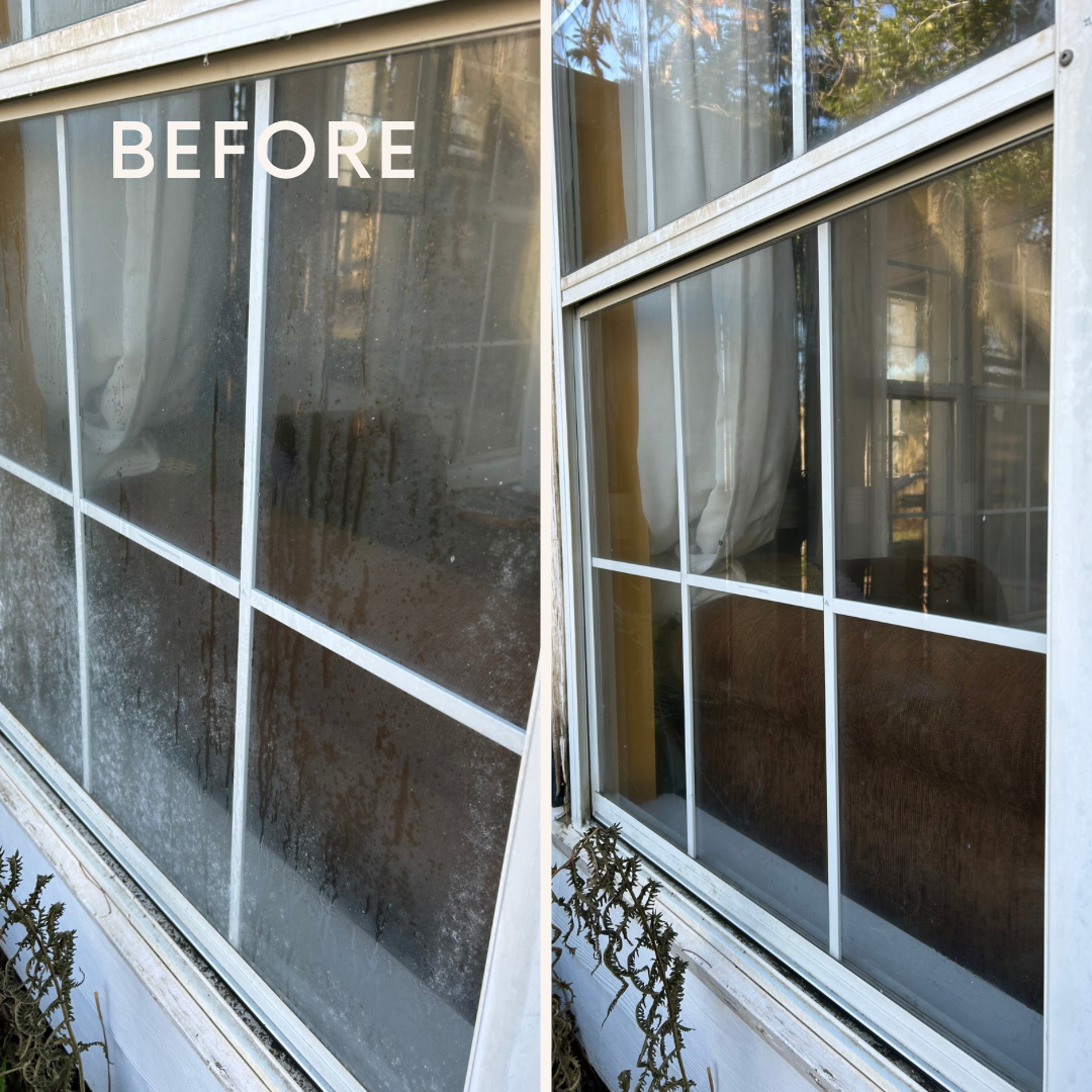 Beofre and after exterior window cleaning on house in Jacksonville Florida by State Line Pressure Washing