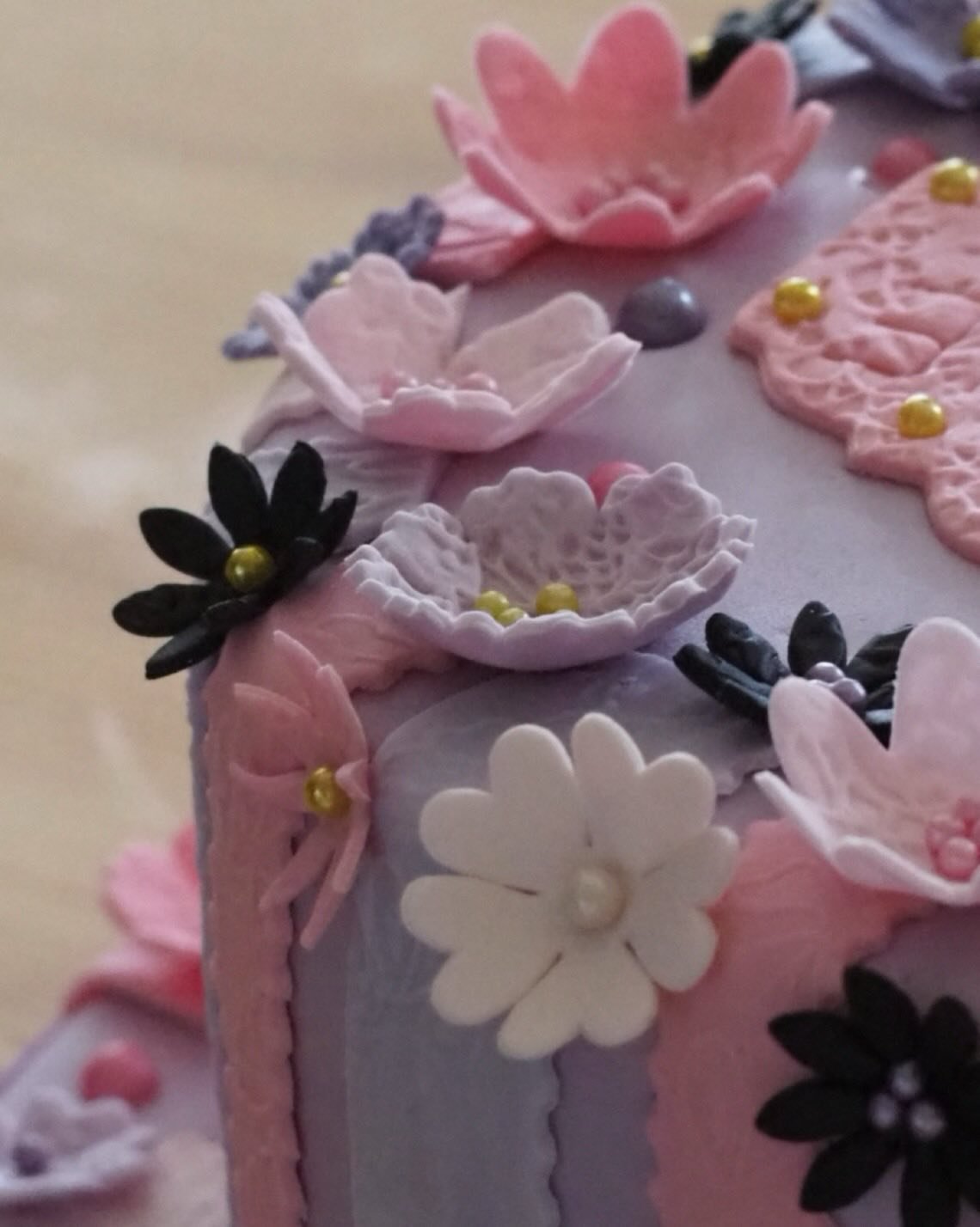 💕Happy Birthday Charlie &bull; Lots more images on today&rsquo;s cake blog. 

 #ipreview via @preview.app