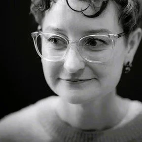 Profile of artist Jess Kidd