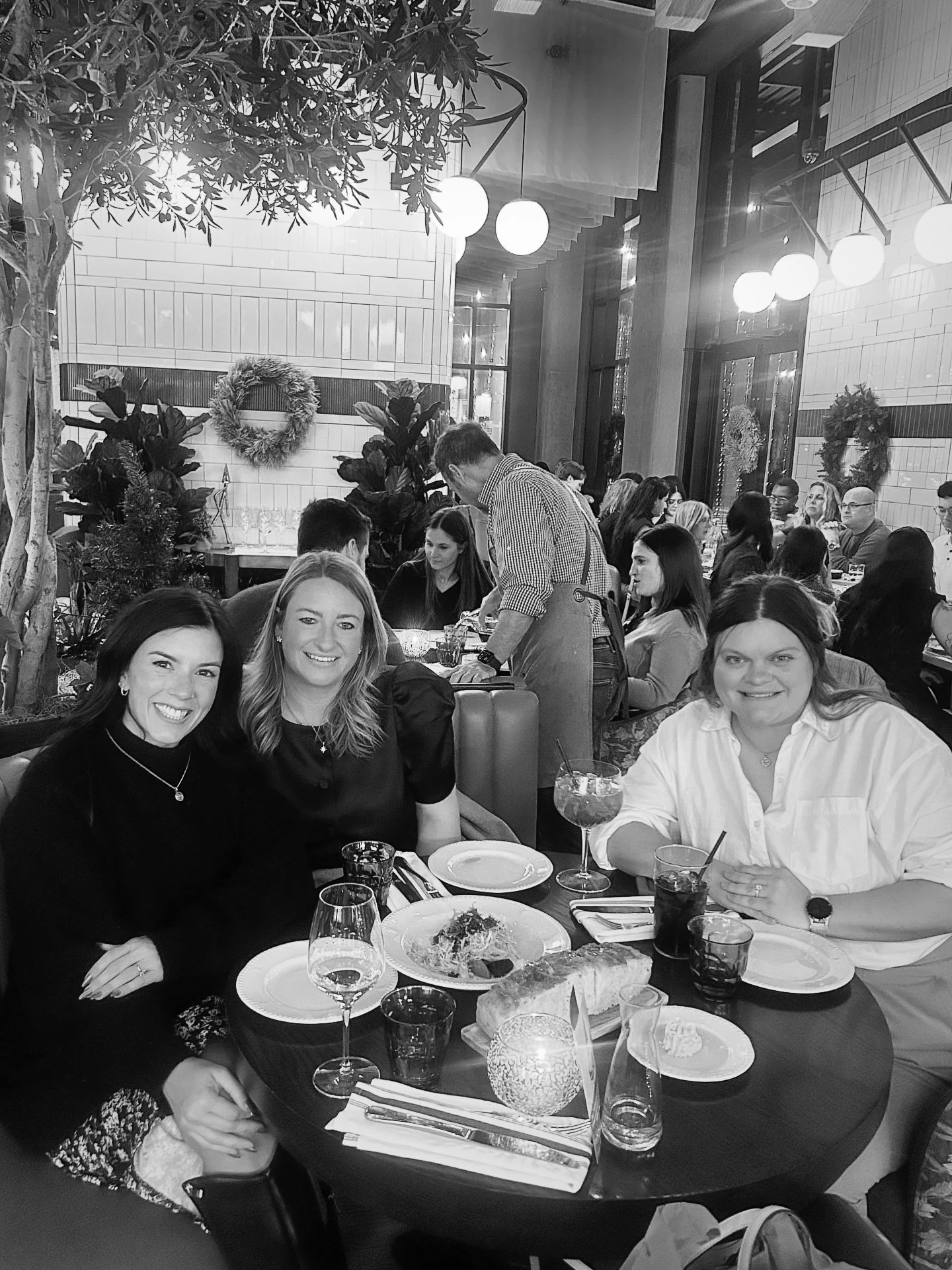 Wishing you all a happy and healthy holiday season from your Ritual girls🎄&hearts;️ 

We&rsquo;re so grateful for every visit, every conversation, and every bit of trust you place in us. This season is a reminder of how lucky we are to do what we lo