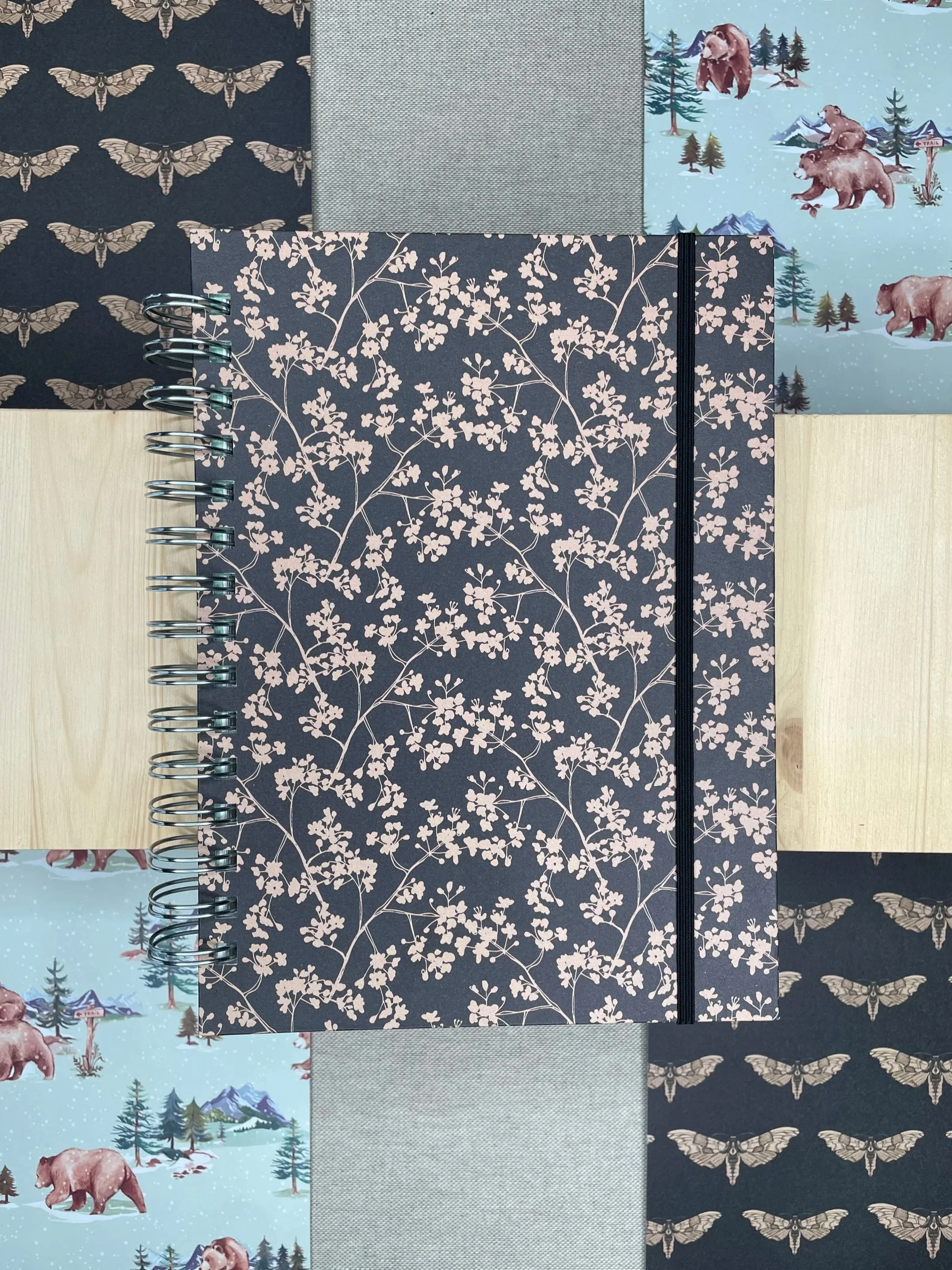 QUADERNO A5 FONDO NERO